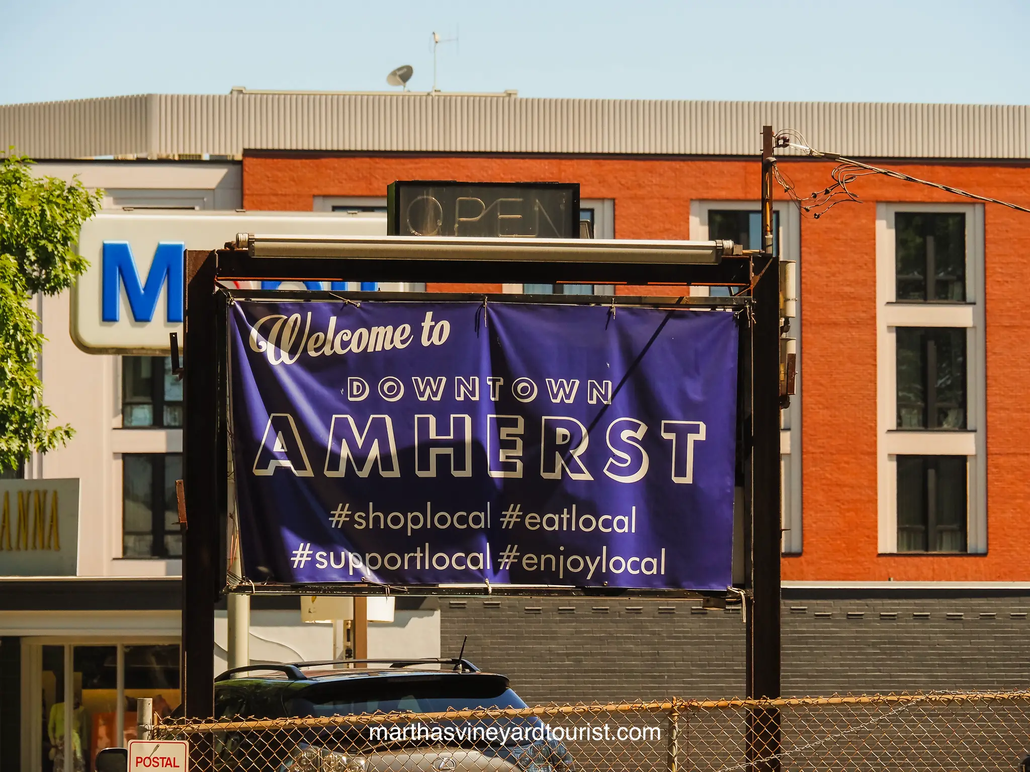 Welcome to Amherst Sign