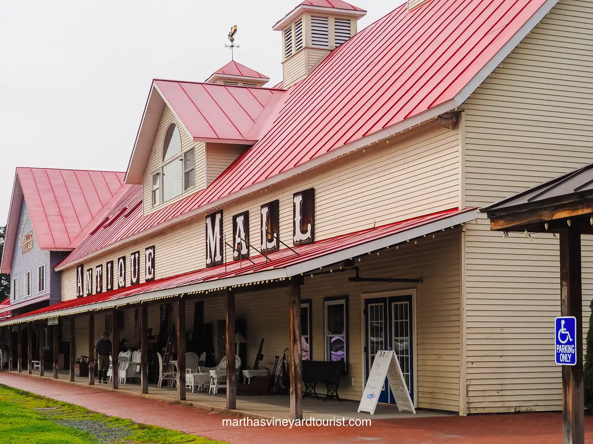 The Vermont Antique Mall at the Quechee Gorge Village