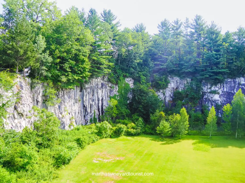 The 10 Best Scenic Drives in Massachusetts If You Love To Road Trip