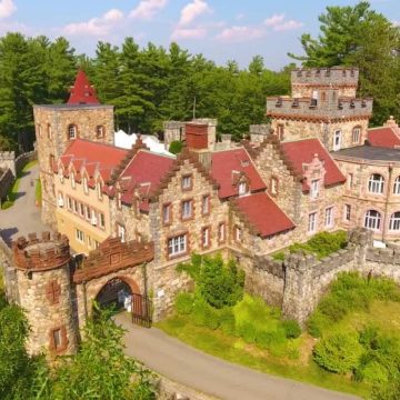 Searles Castle New Hampshire is a popular wedding venue.